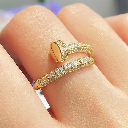 Elata Nail Ring Aurora
