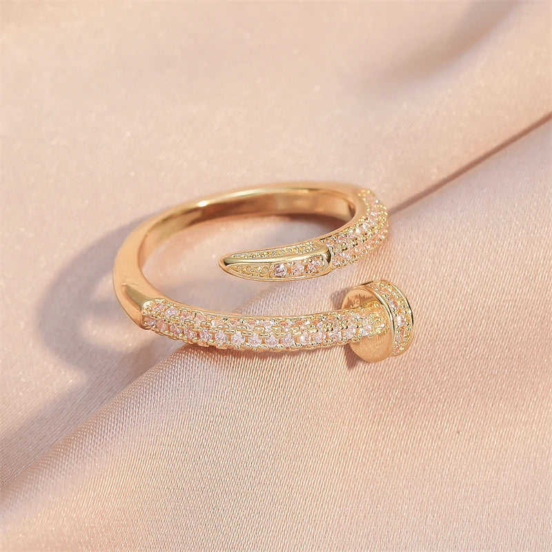 Elata Nail Ring Aurora